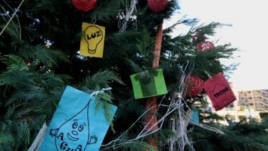 La reivindicación se cuela en el árbol de Navidad