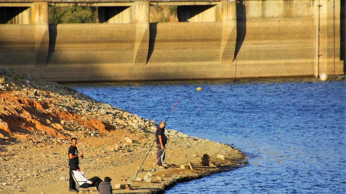 Pantano de Tentudía, del que se abastecen 20.000 habitantes de la comarca