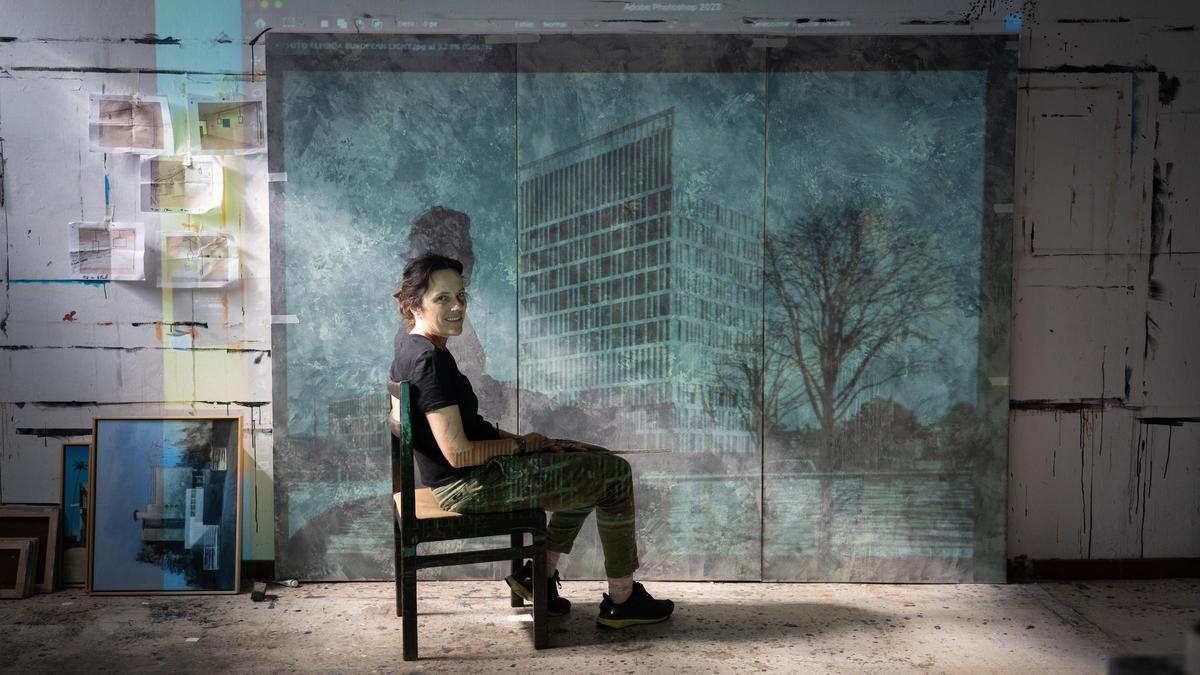L’artista barcelonina Bea Sarrias retrata «la llum d’Europa» a la seu d’Eurojust L’artista barcelonina Bea Sarrias retrata «la llum d’Europa» a la seu d’Eurojust