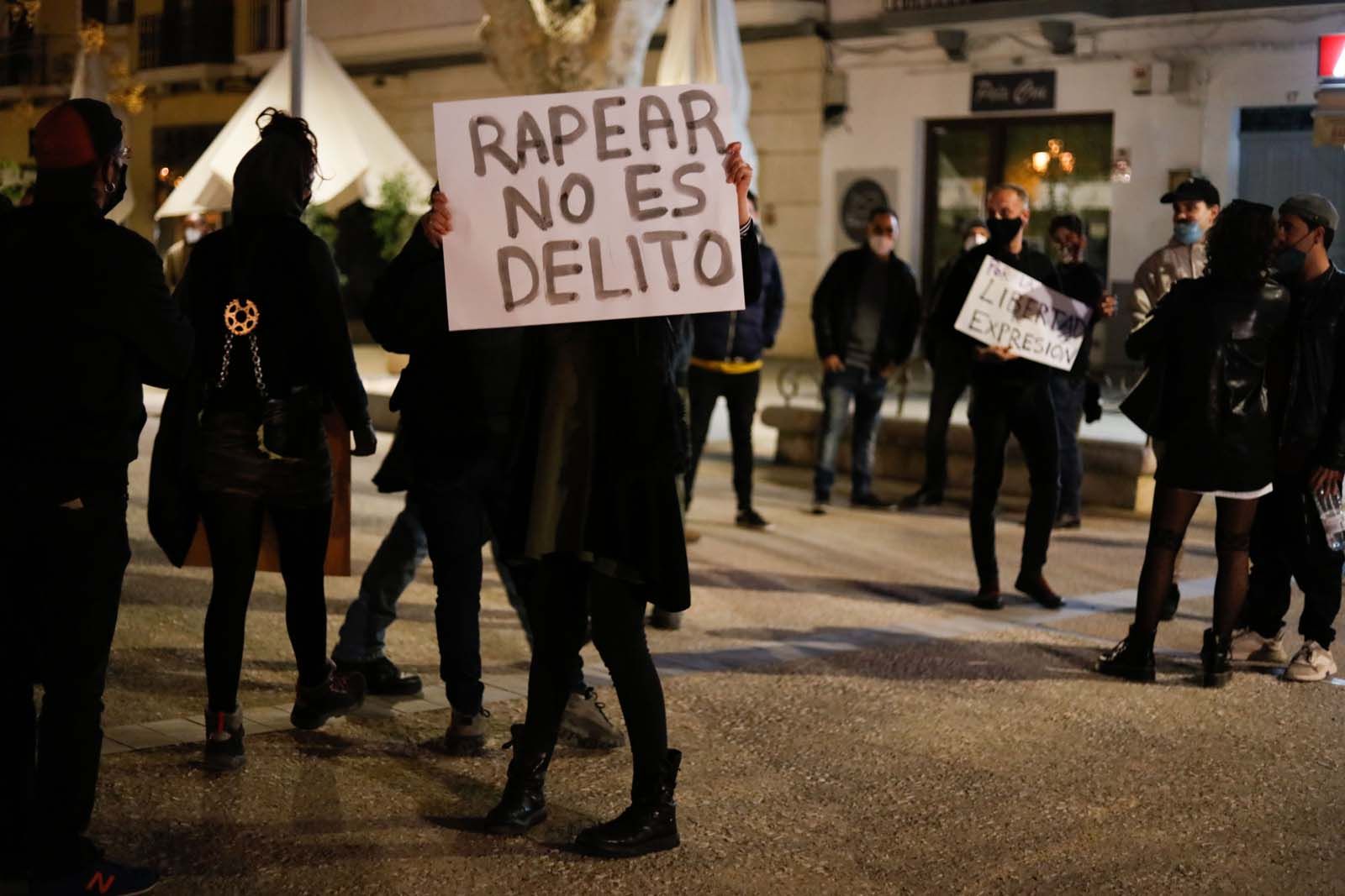 Protesta en Ibiza contra el encarcelamiento del rapero Pablo Hasél