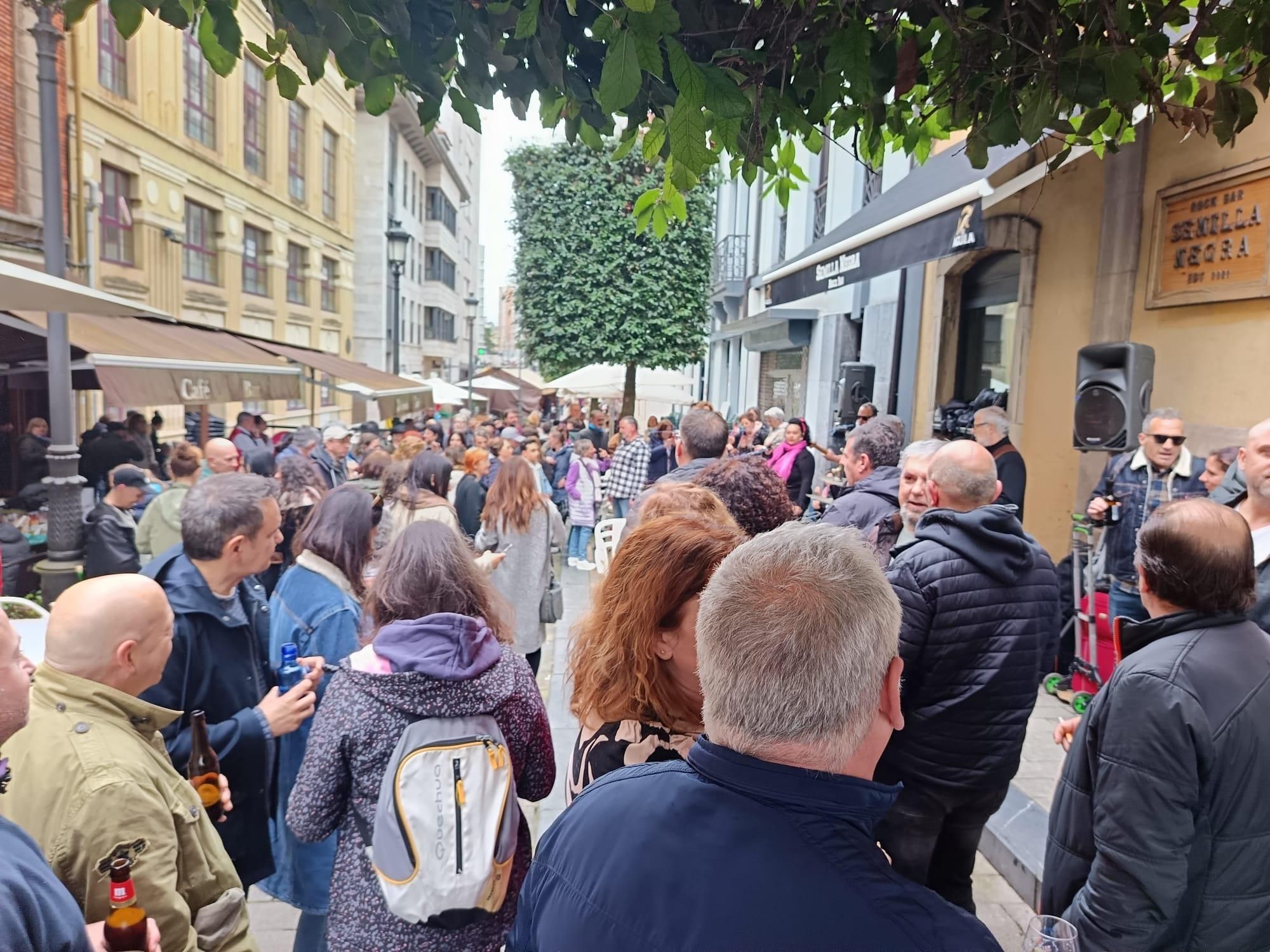 EN IMÁGENES: Avilés desborda con la Comida en la Calle