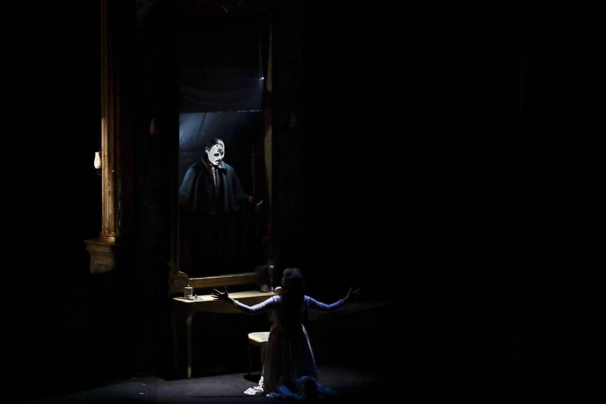 Estreno de la ópera El Fantasma de la Ópera en el Teatro Cervantes Estreno de la ópera El Fantasma de la Ópera en el Teatro Cervantes