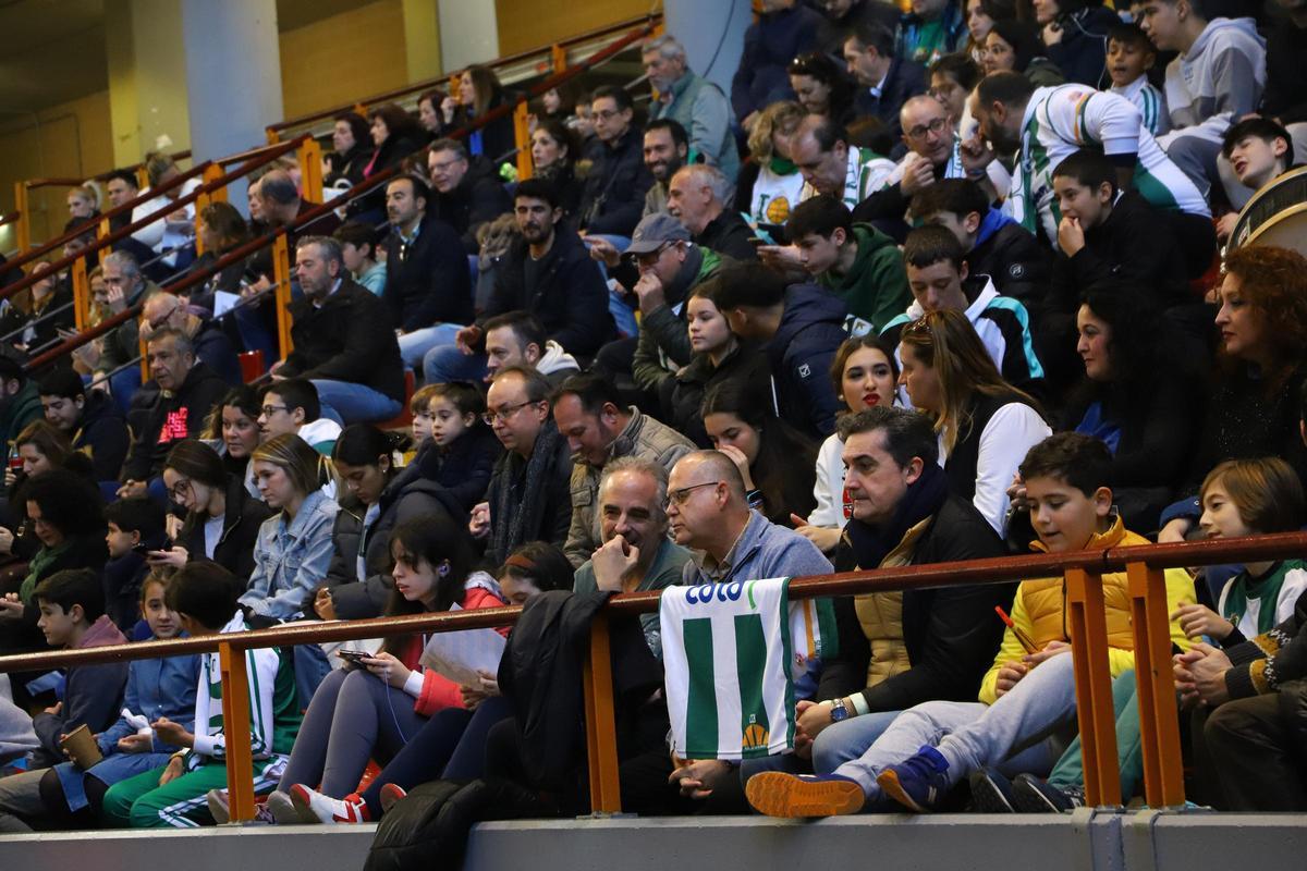 Coto Córdoba Baloncesto-Portuense: el partido de Liga EBA en imágenes