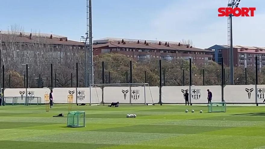 Joan García entrena con normalidad a 24 horas del duelo ante el Rayo