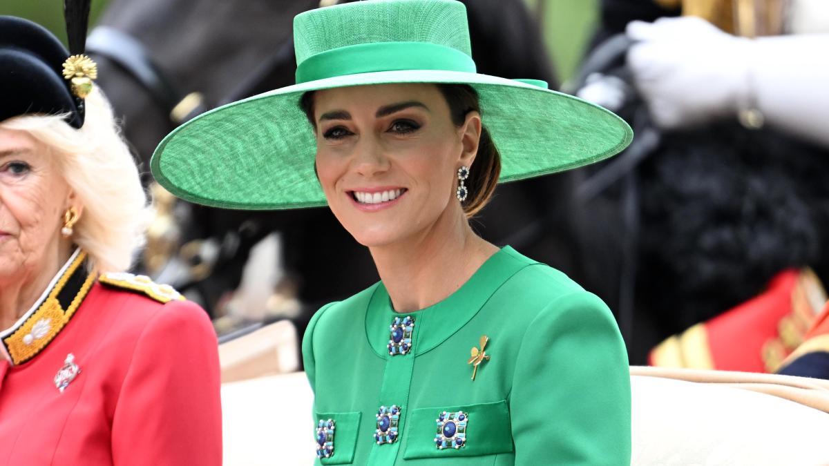 El icónico 'look' de Kate Middleton para el desfile 'Trooping the Colour' del año pasado