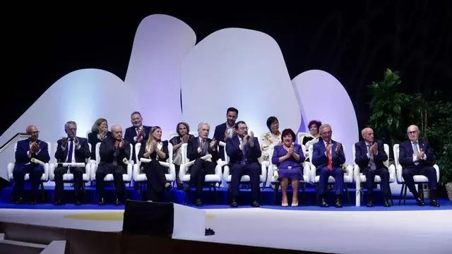 VÍDEO: Barbón llama a impulsar el autogobierno de Asturias y a “emburriar con unidad a favor de la tolerancia, la solidaridad y la libertad”