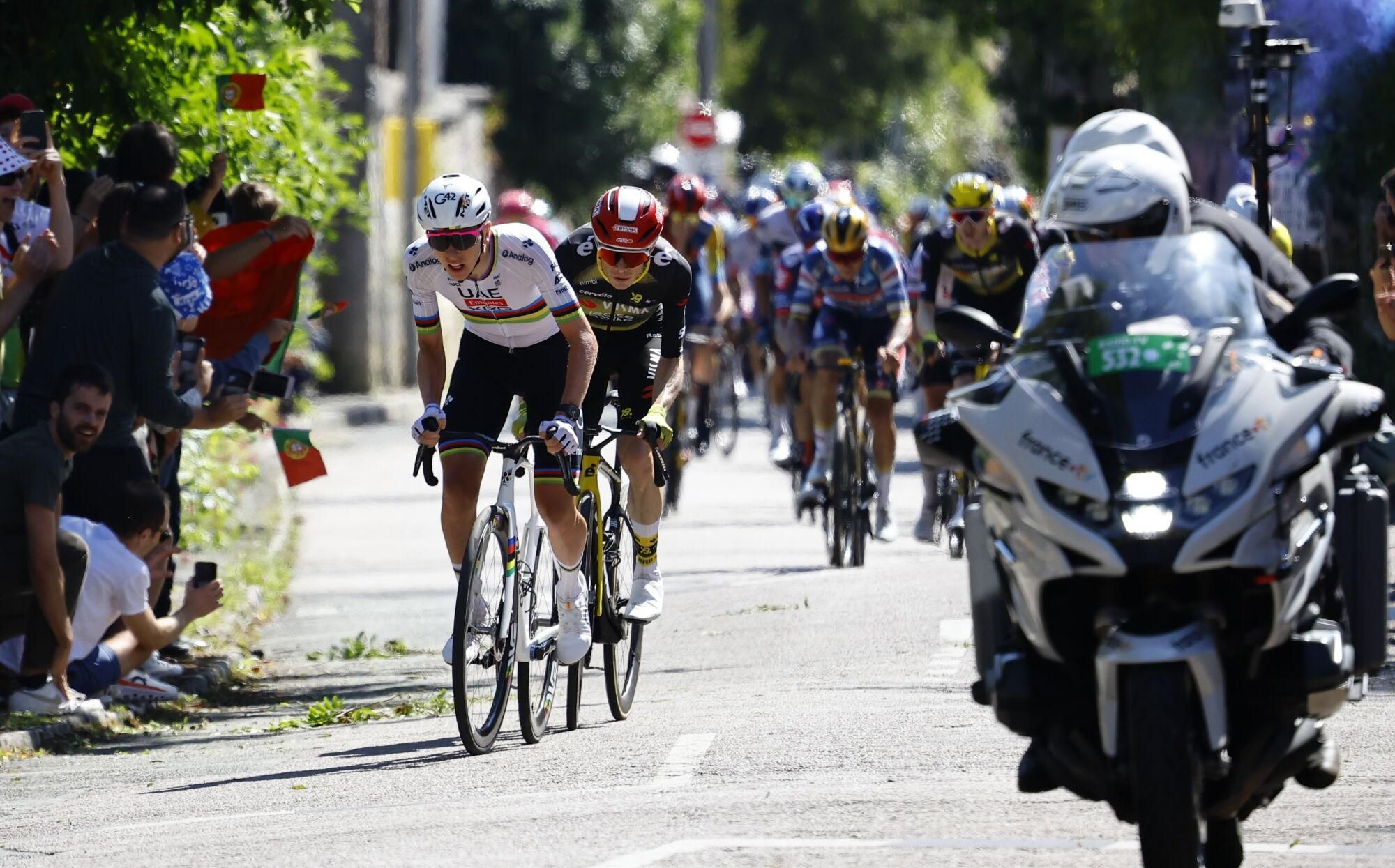 El esloveno Tadej Pogacar en la cuarta etapa del Tour.EFE/EPA/MARTIN DIVISEK