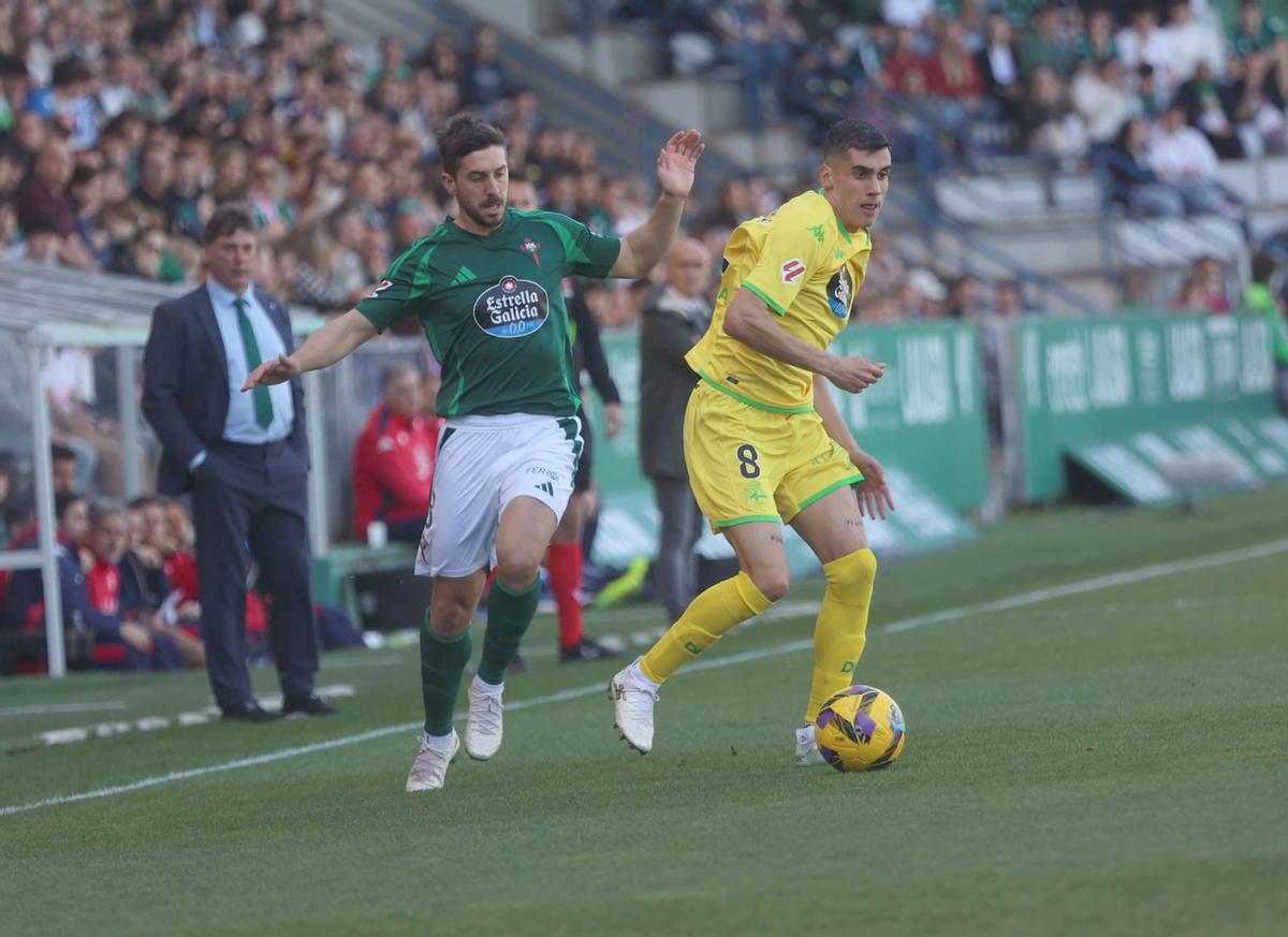 Villares, durante el partido contra el raicng de Ferrol en Malata.