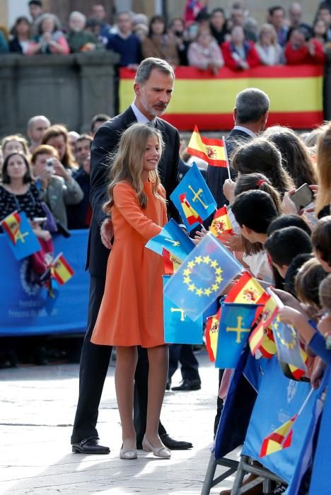 Llegada de la familia real al acto oficial de ...