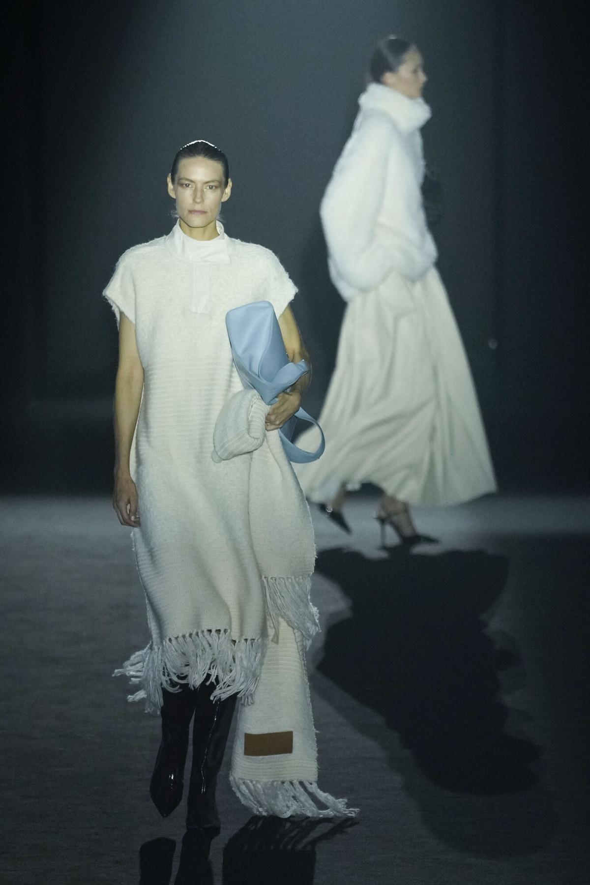 Desfile de la marca Simorra en la primera jornada de la pasarela 080 Barcelona Fashion.