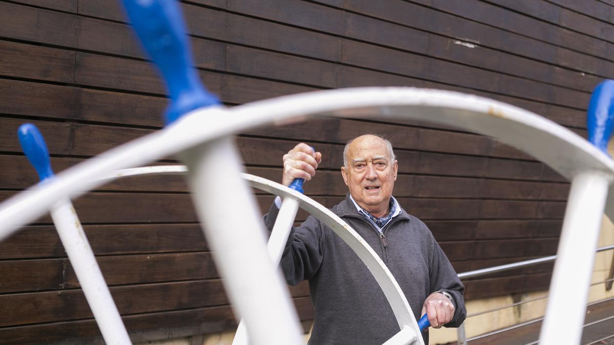 José Ramón García, a la puerta del Museo Marítimo.