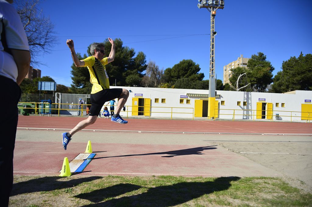 Atletismo nacional Máster sábado en la pista de Atletismo de Cartagena