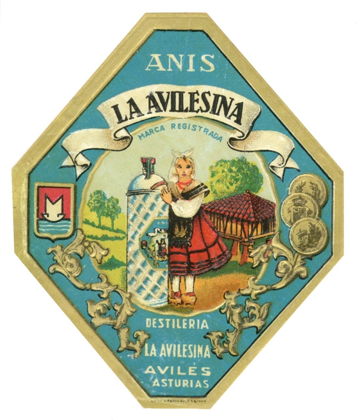 Un recorrido histórico por tabletas de chocolate y carteles gracias a una donación al Pueblo de Asturias (en imágenes)