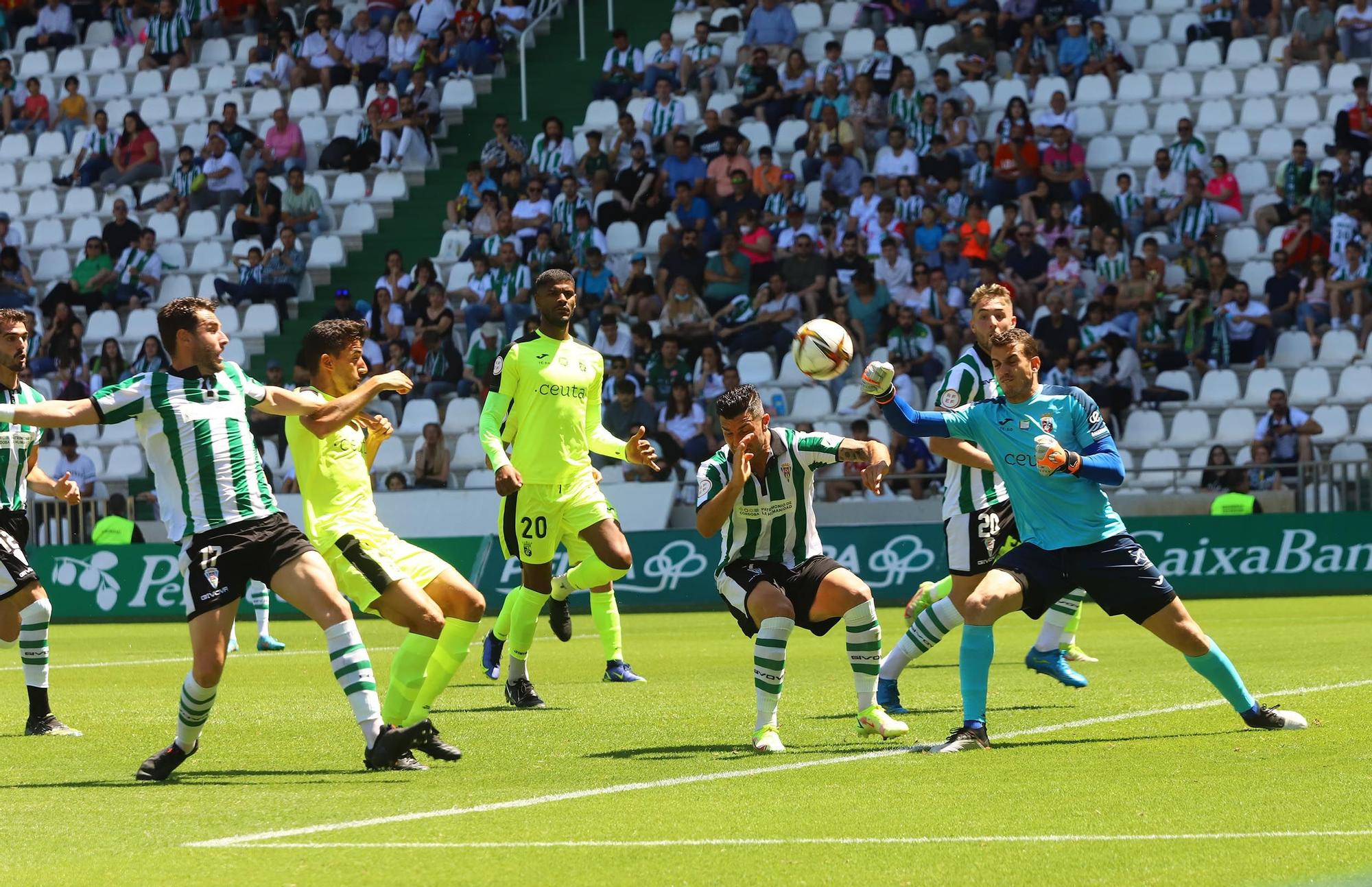 Las imágenes del Córdoba CF-AD Ceuta CF