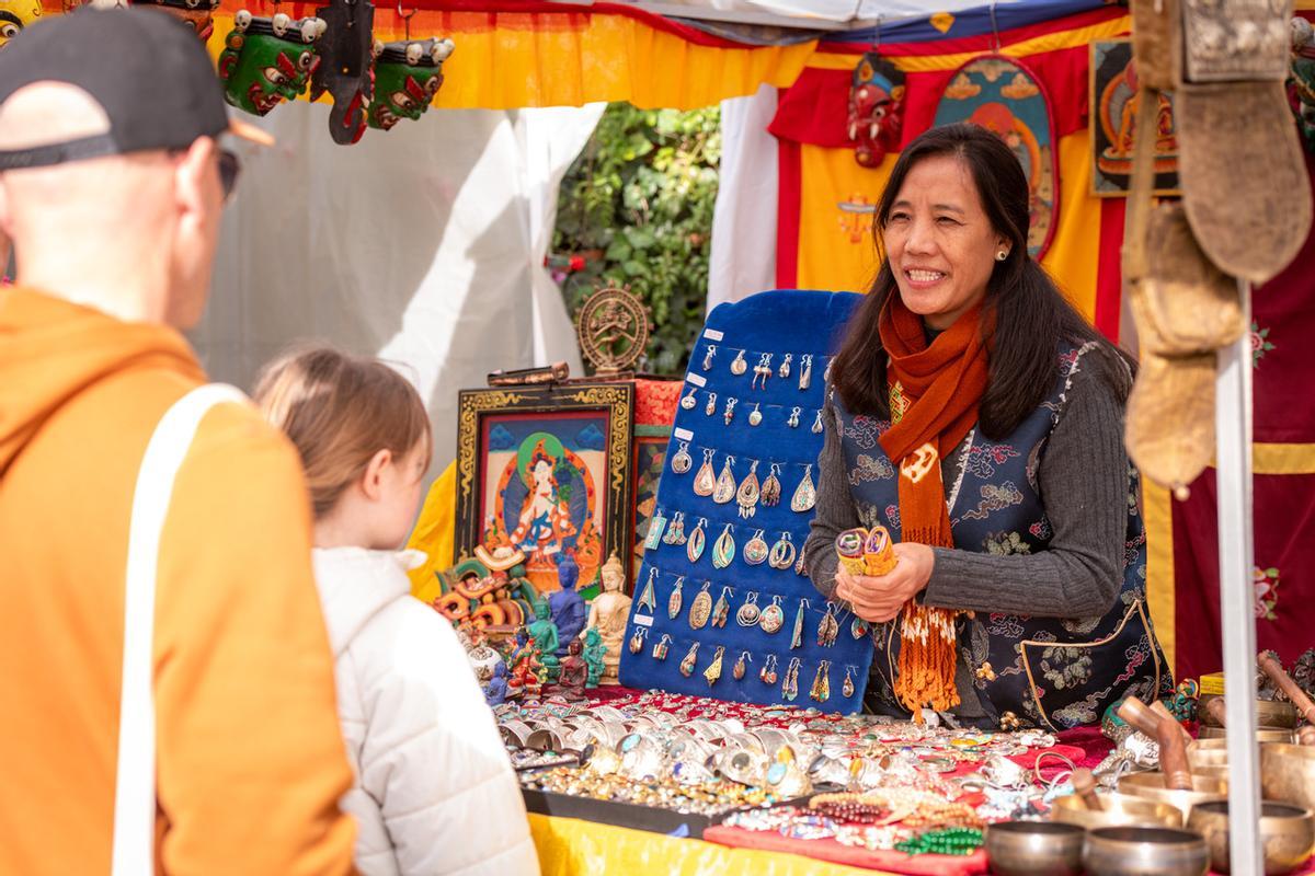 Un puesto de Las Dalias.