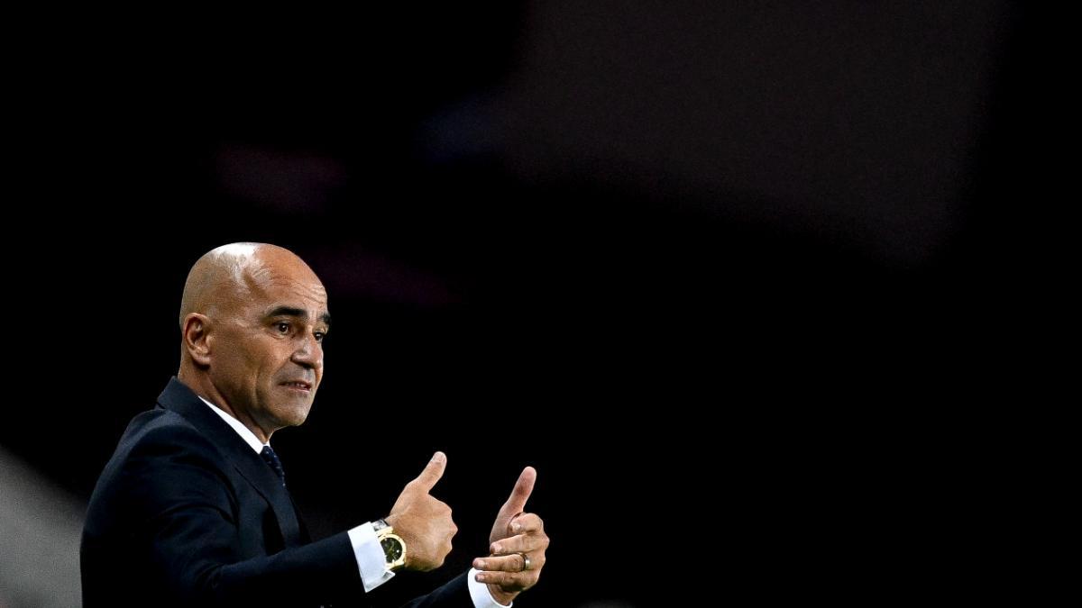 Roberto Martínez dirigiendo un partido de la selección portuguesa