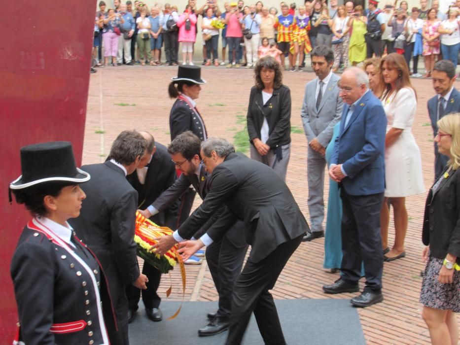 El presidente Torra asiste a la ofrenda foral a la estatua de Rafael Casanova, en los actos de la Diada.