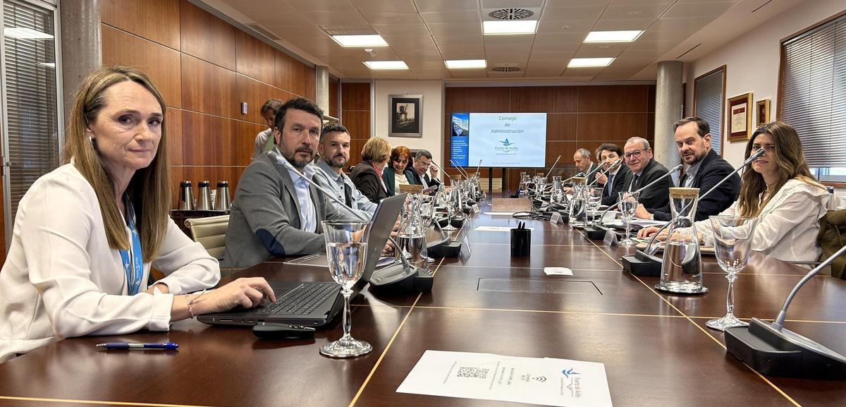 Un momento del consejo de administración del Puerto