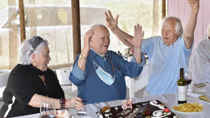 El Cordobés y Rodríguez Requena celebran cumpleaños.