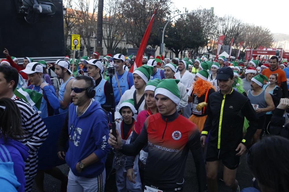 Cerca de 5.000 corredores toman la salida de la Alameda unas horas antes de la Nochevieja