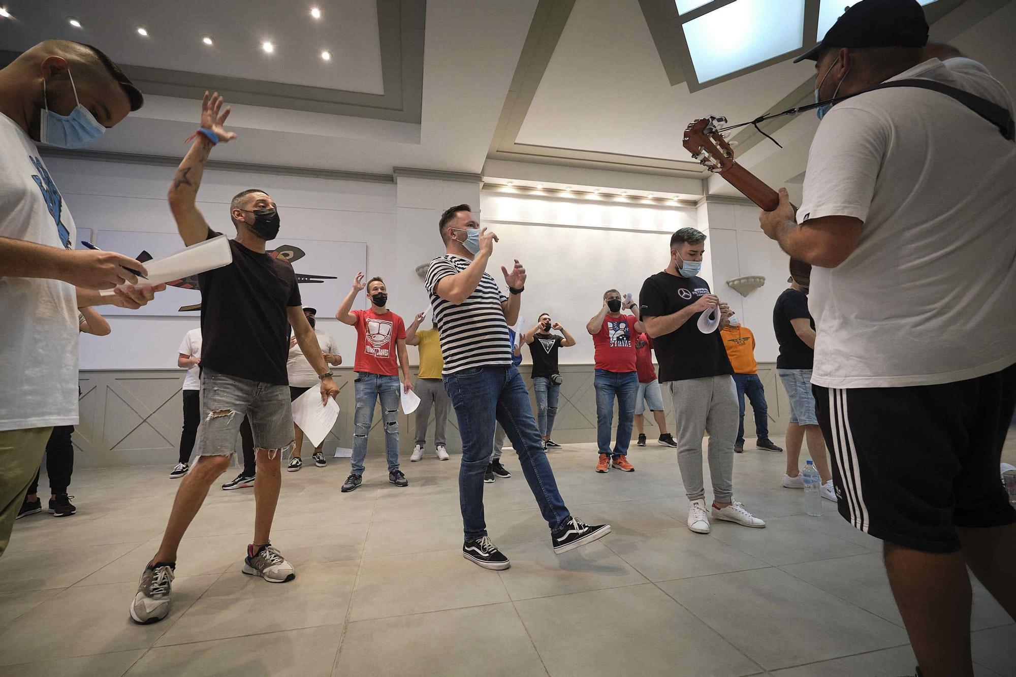 Triqui-Traques inaugura los ensayos en el espacio común del Parque Marítimo.