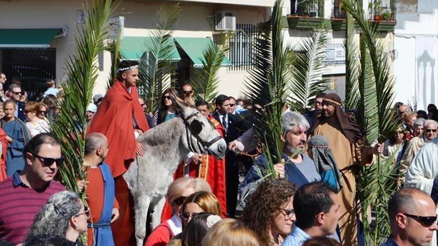 La Borriquita y La Burrita abren la Pasión asjf