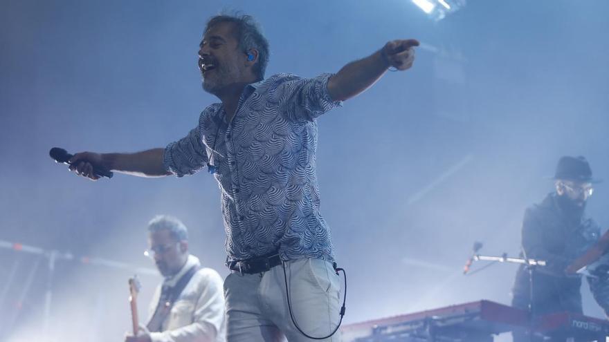 Los conciertos de San Mateo: &quot;Love of Lesbian&quot; y &quot;La M.O.D.A.&quot; triunfan en La Ería