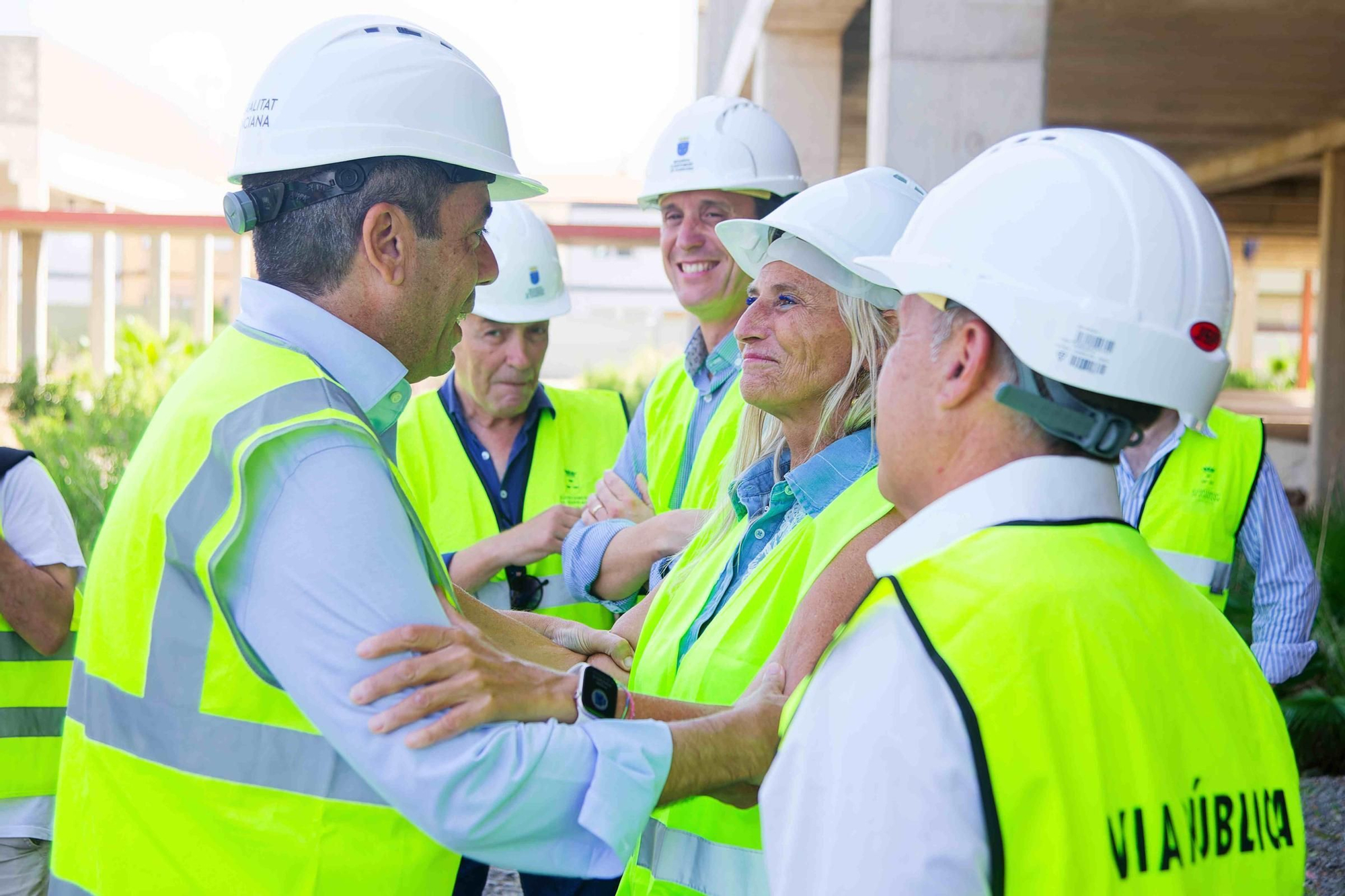 Visita de Mazón al futuro IES Jaume I de Burriana