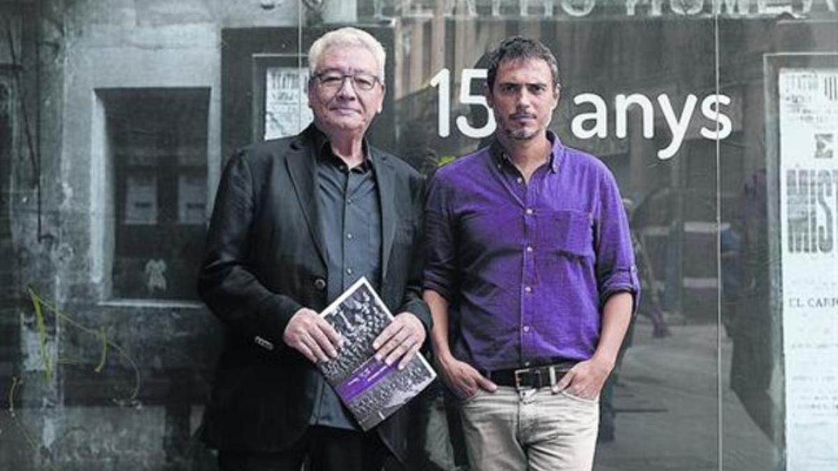 Daniel Martínez, presidente de Focus, y Julio Manrique, el pasado septiembre en la entrada del Romea.