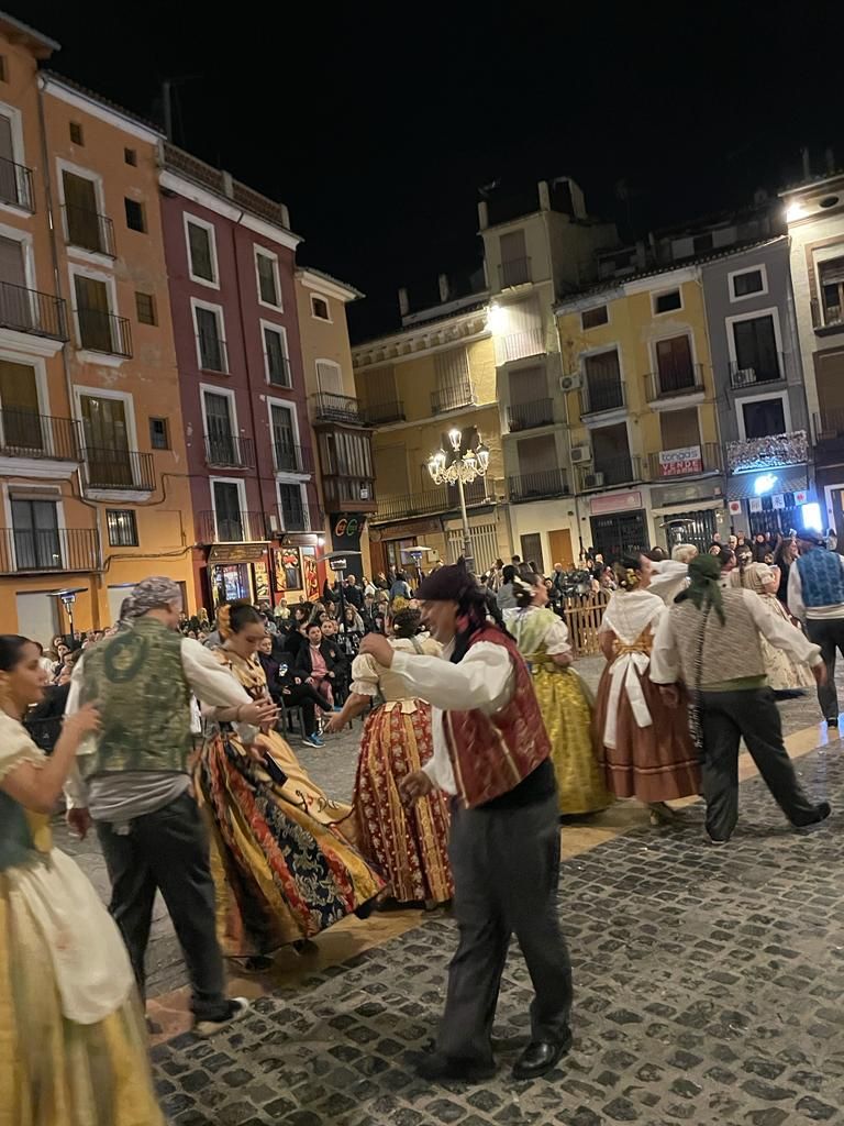 Así ha sido la multitudinaria "recorreguda" fallera en Xàtiva