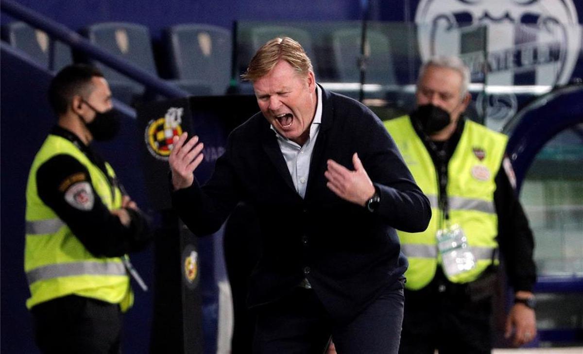 Koeman, tras empatar ante el Levante: Me pregunto a mí mismo qué hemos hecho en el descanso