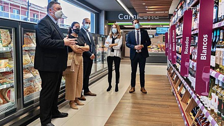 La cadena canaria HiperDino inaugura un supermercado en el municipio lagunero