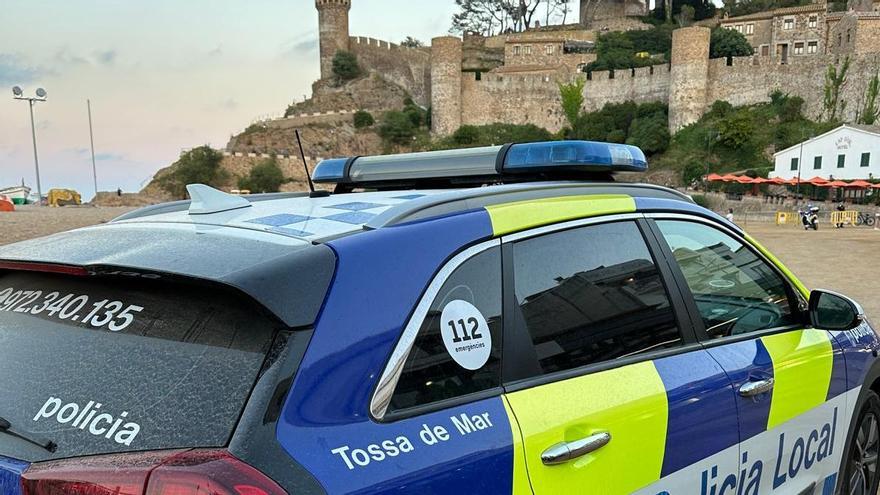 Un cotxe de Policia Local de Tossa de Mar