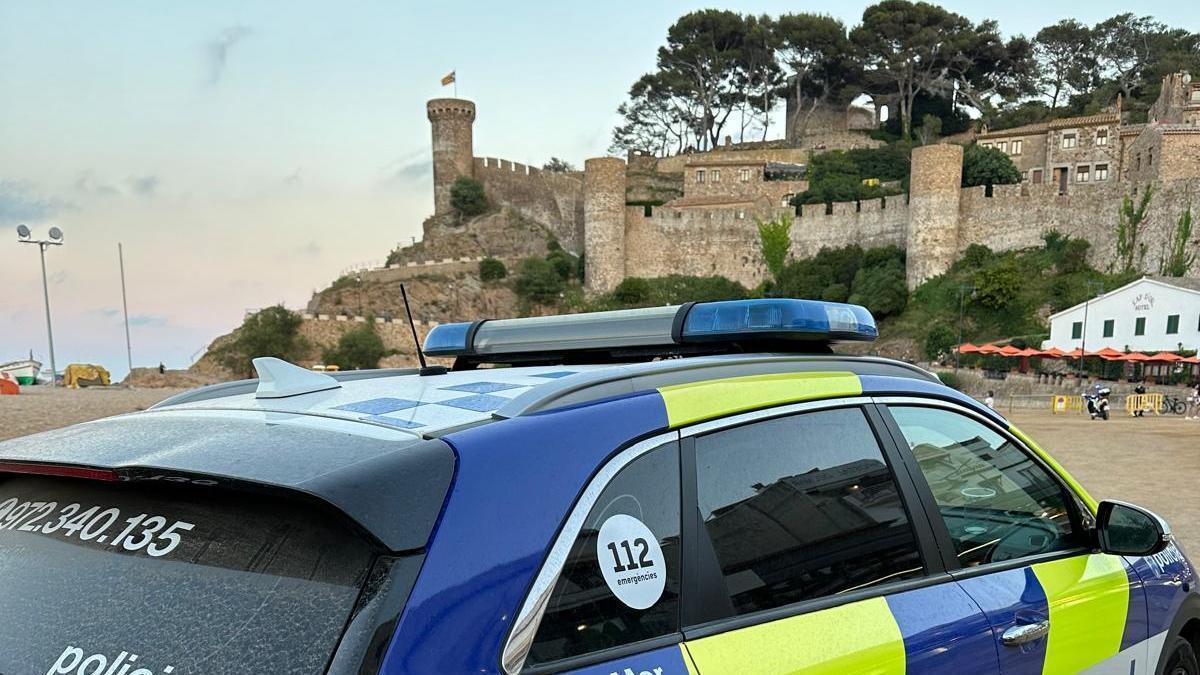 Un cotxe de Policia Local de Tossa de Mar