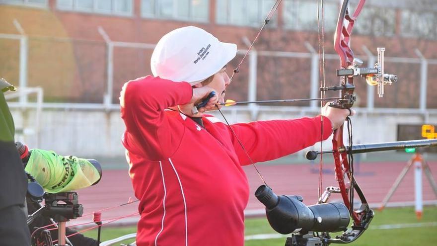 La arquera Fátima Agudo es galardonada con el premio Extremadura del Deporte 2017