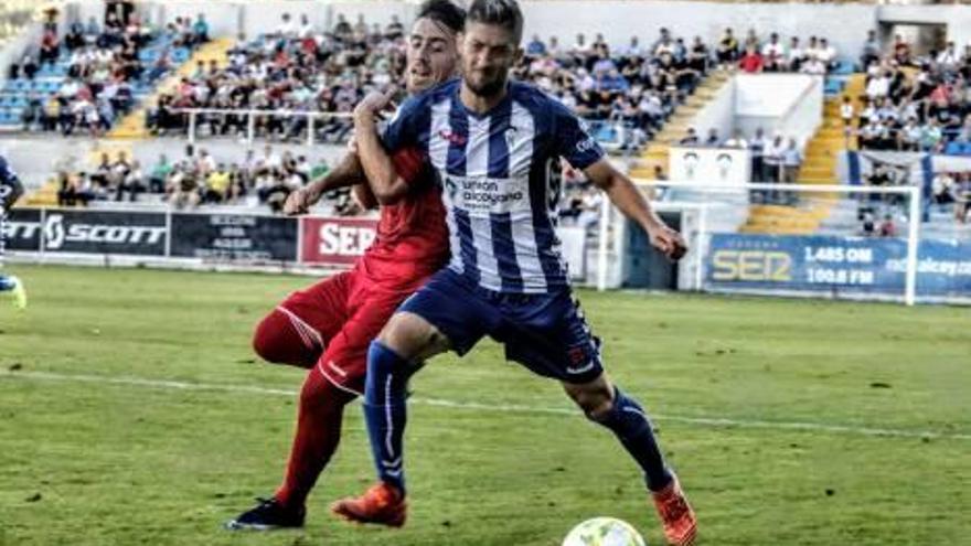 Imagen del Alcoyano-Castellón disputado el pasado miércoles en El Collao.