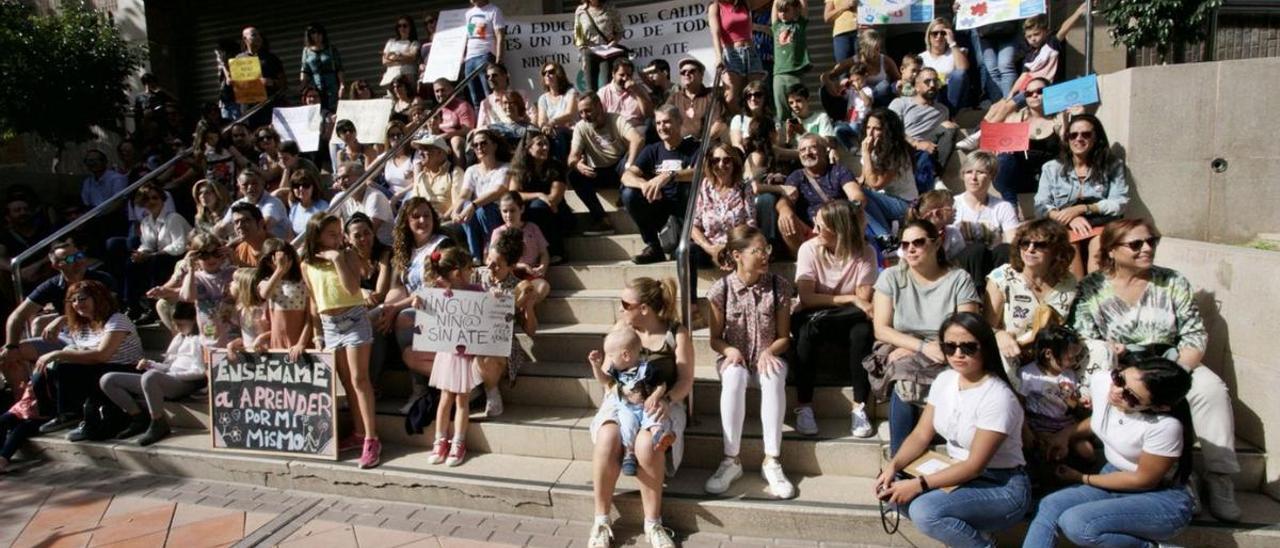 ‘Tirón de orejas’ a Educación por la atención a los niños con necesidades especiales