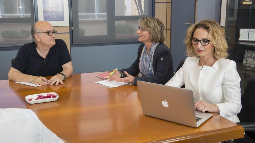 Marzal seguirá al frente de la gerencia de la Universitat Jaume I