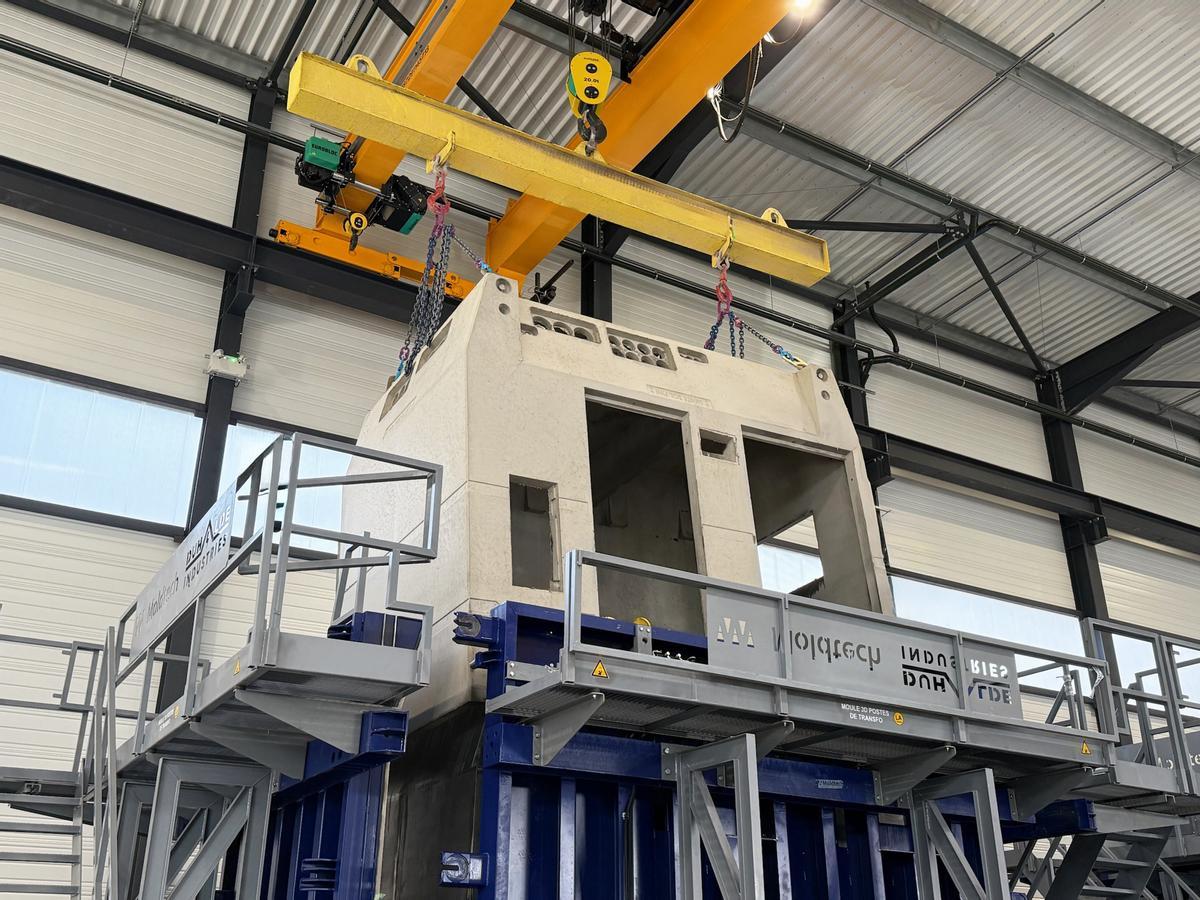 Moldtech está realizando para Francia con la empresa Duhalde Industries una serie de subestaciones transformadoras, mediante una línea de producción automatizada para fabricarlas en hormigón armado.