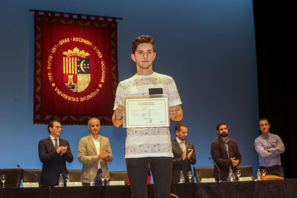 150 alumnos recogen en la UA sus diplomas de la Olimpiada del Saber