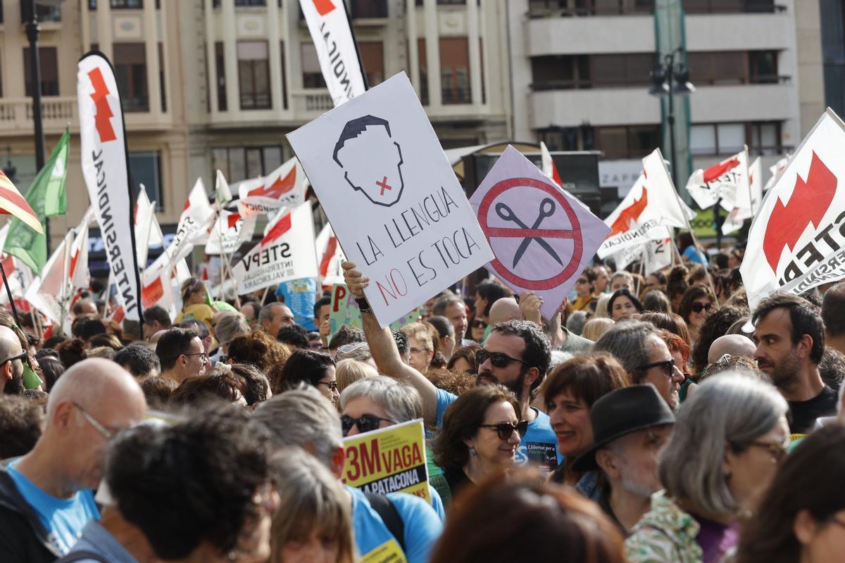 La huelga de educación en València, en imágenes