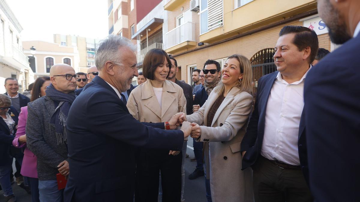 Alcaldes y representantes municipales de las localidades afectadas por la dana se reúnen con el ministro de Política Territorial Ángel Víctor Torres