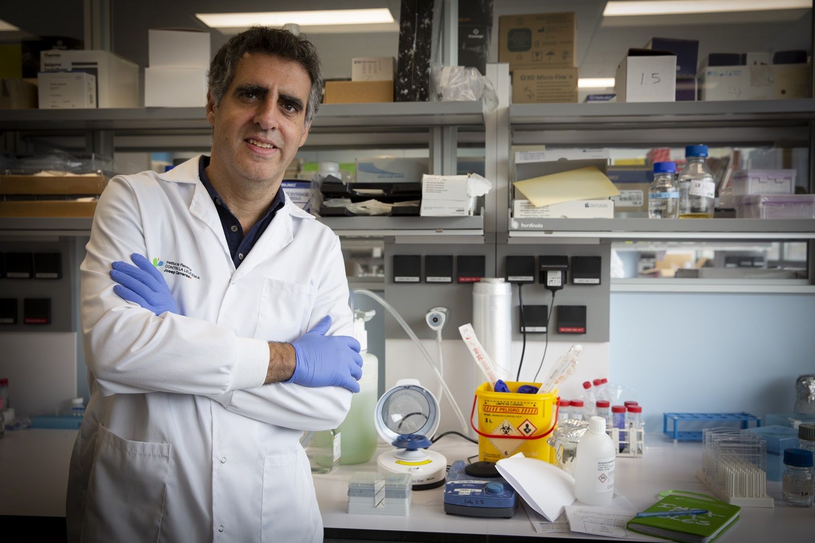 El investigador Manel Esteller en el Institut d'Investigació contra la Leucèmia Josep Carreras.