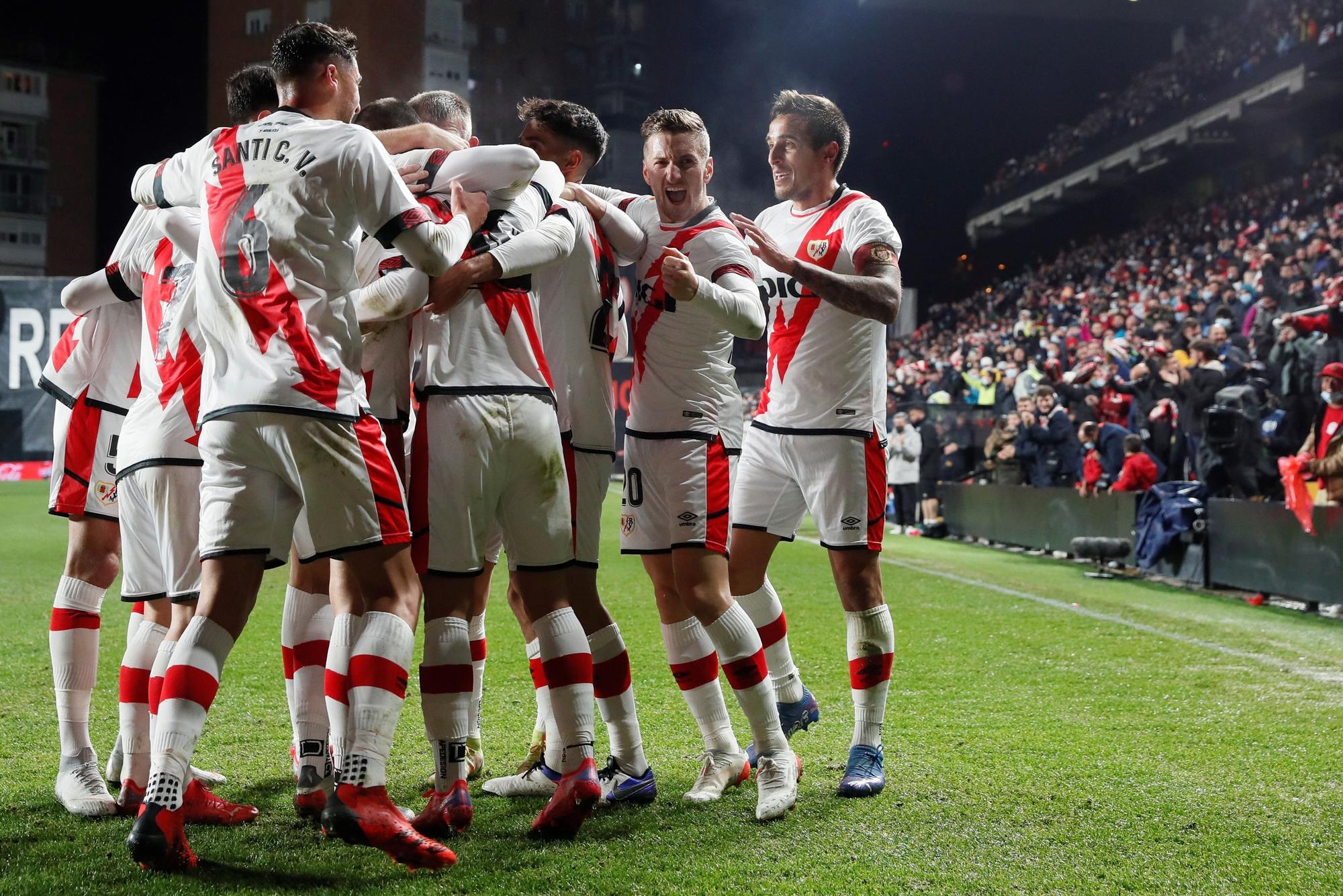 Esperpéntico Mallorca en Vallecas (3-1)