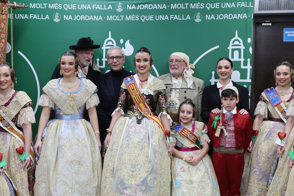 Santiago Ballester hace un cameo en la presentación de Na Jordana