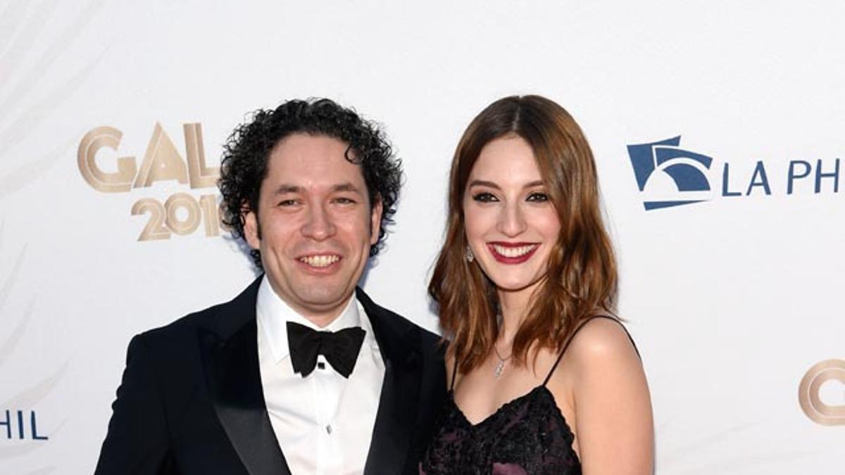 María Valverde y Gustavo Dudamel en el concierto de Walt Disney en Los Ángeles