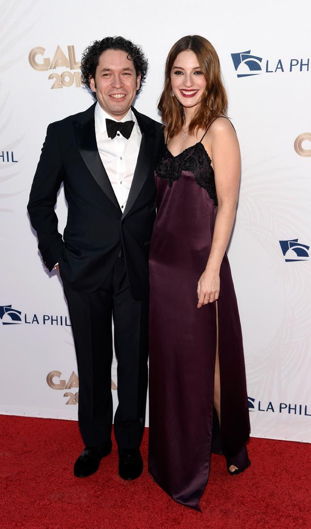 María Valverde y Gustavo Dudamel en el concierto de Walt Disney en Los Ángeles
