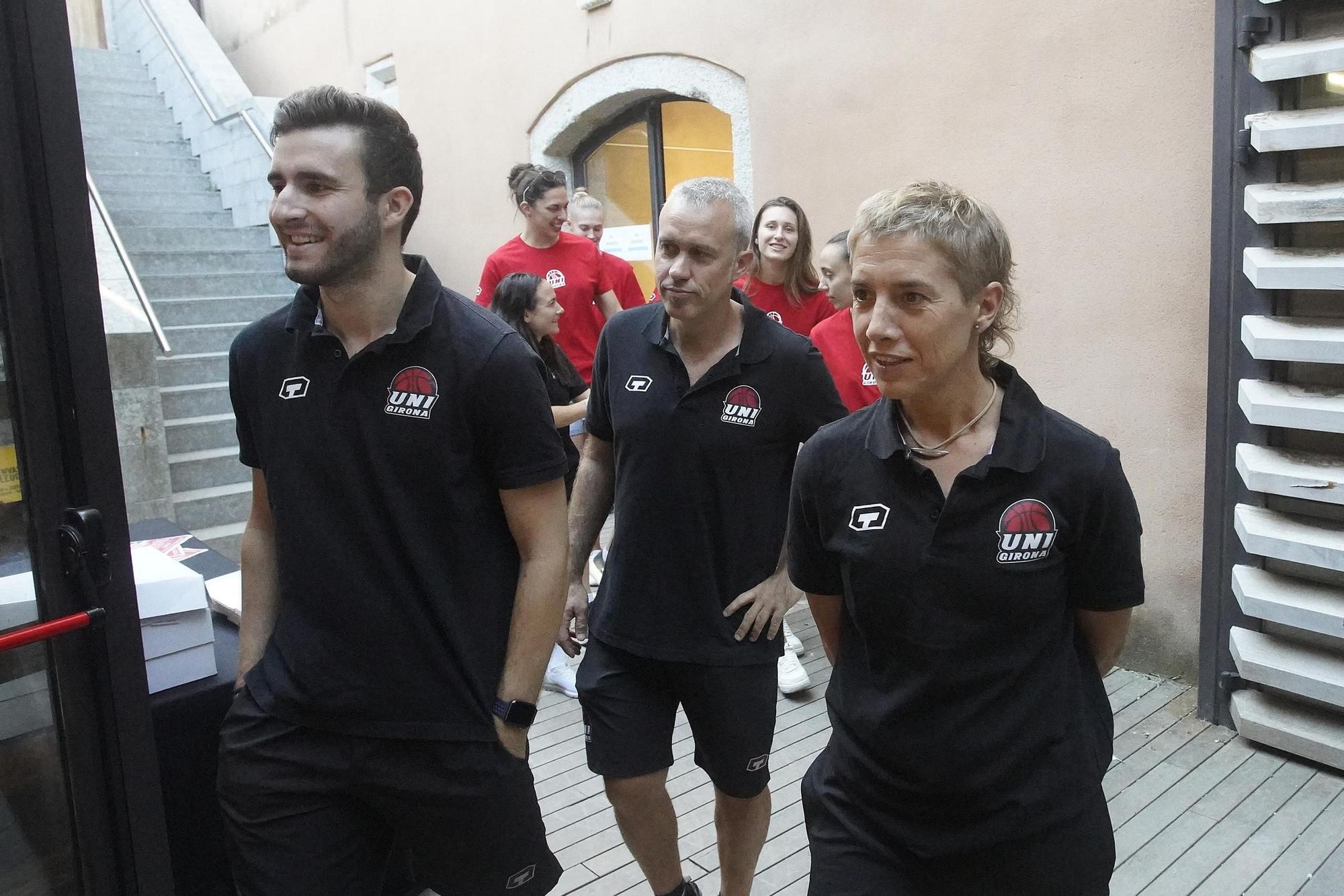 L'Uni Girona presenta equip i nova equipació
