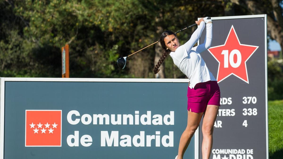 La joven Cayetana Fernández es la gran sorpresa en el torneo madrileño