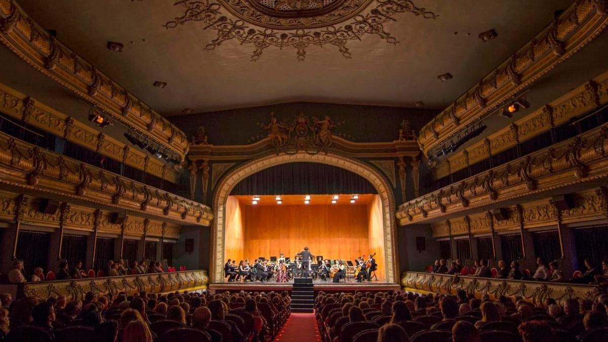 La Orquesta Sinfónica Ciudad de Elche en el Gran Teatro